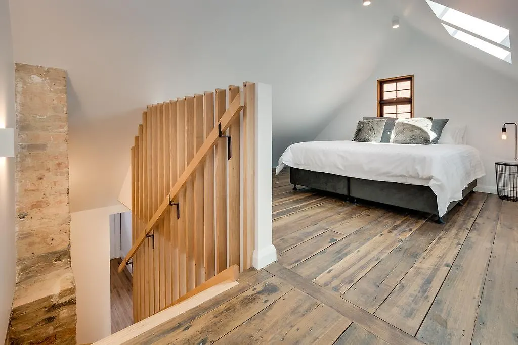 White Room Apartments Hobart